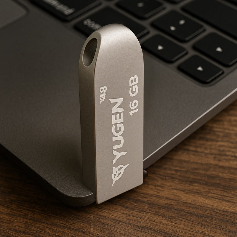 Kit  30 Memorias Usb 16gb Metalica Usb 2.0 Yugen  Plata Y8 Plateado Y8